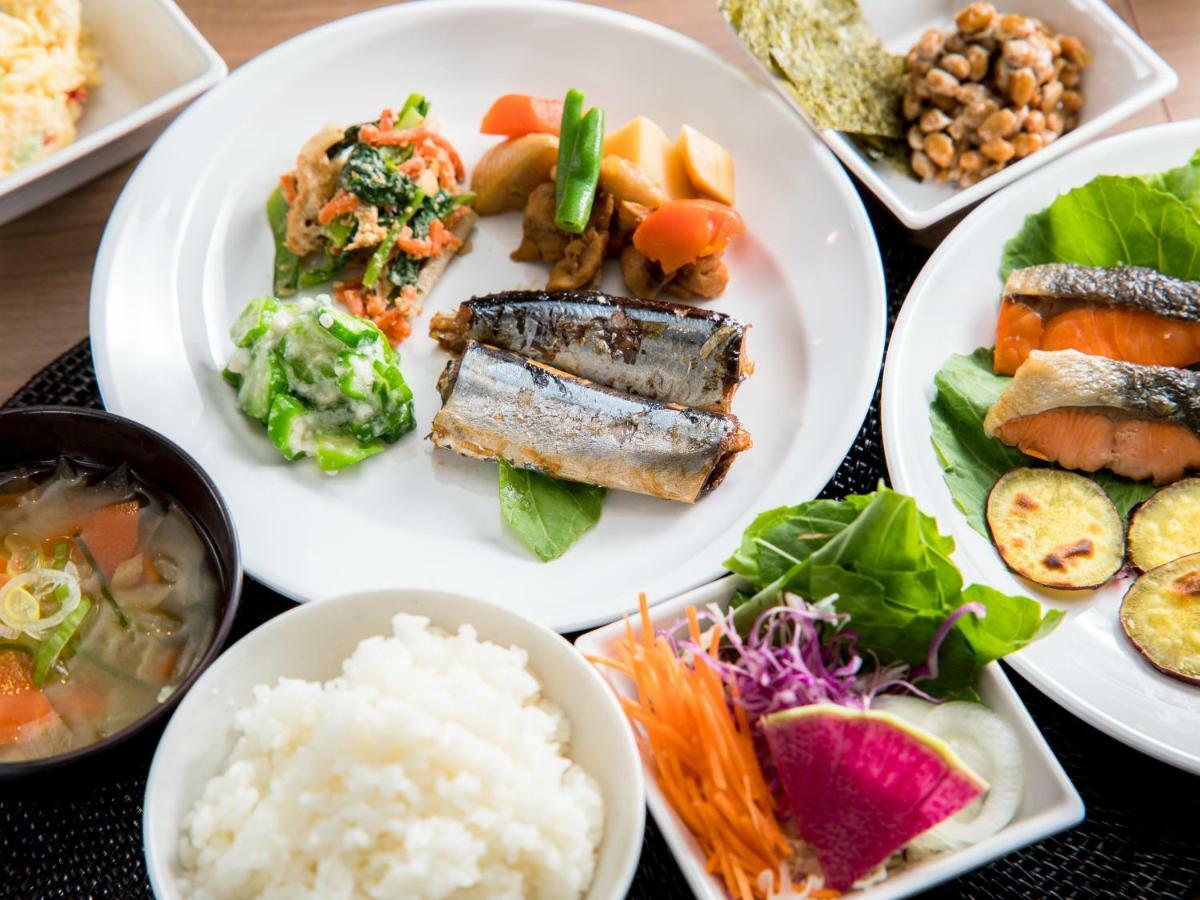 超级酒店-新居滨 新居滨市 外观 照片